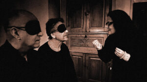 Berättande i mörker, med ögonbindlar