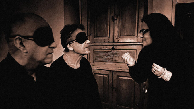 Berättande i mörker, med ögonbindlar