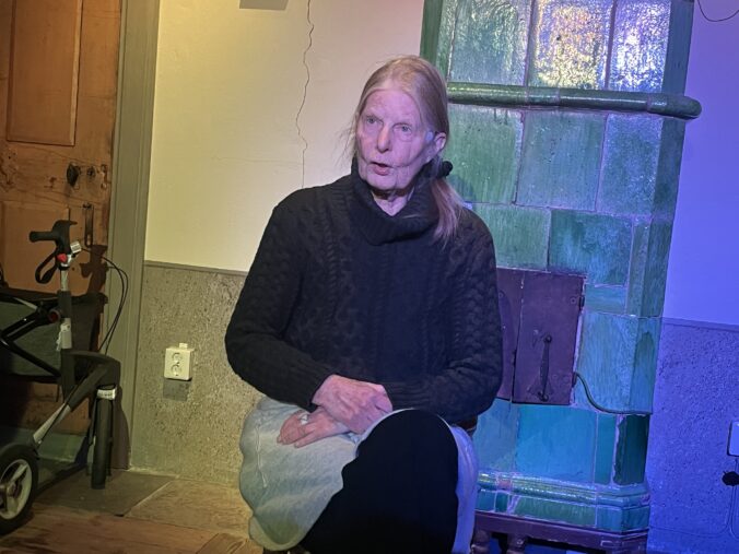 Sylvia Hild berättar i Källarstugan